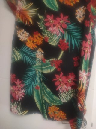 Vestido estampado tropical