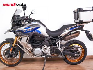 VOGE 900 DSX