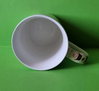Taza de cerámica con diseño de pasteles