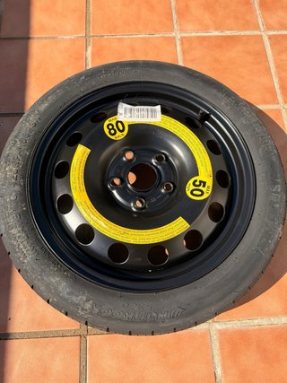 Rueda de repuesto temporal
