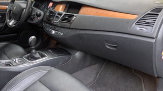 Renault Laguna III Initiale 2.0 dCi 150 CV – 2009