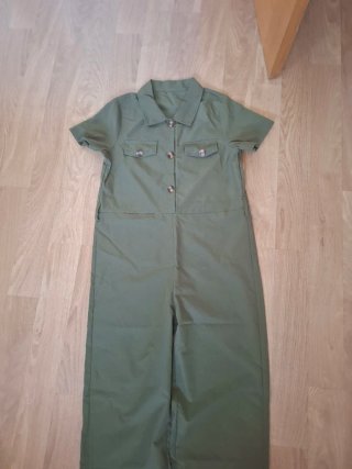 Mono estilo militar verde