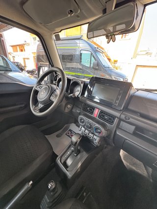 Suzuki Jimny 1.5 JLX 4AT