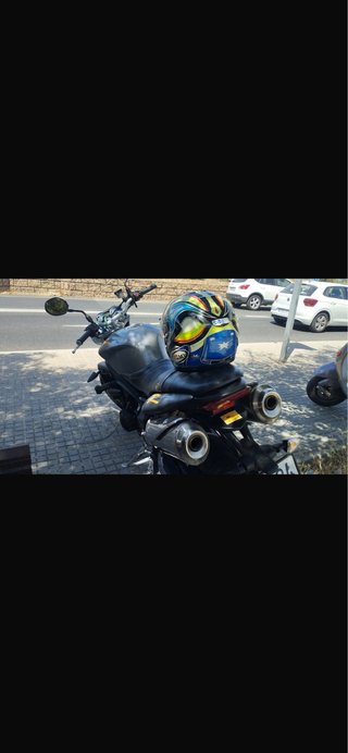 Moto Triumph Street Triple R 675cc naked