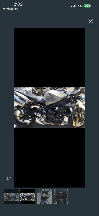 Moto Triumph Street Triple R 675cc naked