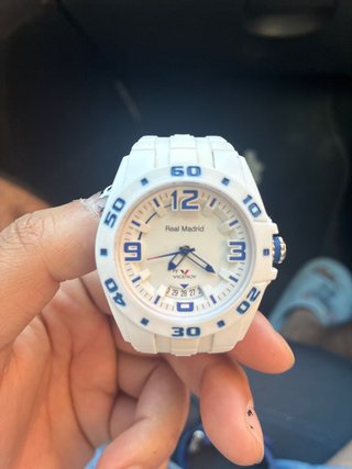 1 Reloj Viceroy Blanco(de niño)