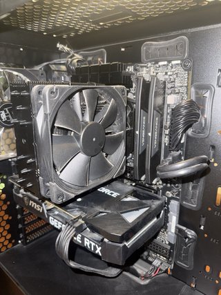 PC Gaming RTX 3060 12GB Ryzen 5 7600X 32GB DDR5