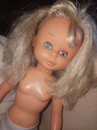 Muñeca Nancy Rubia