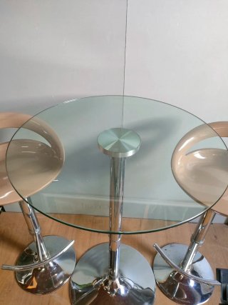 Mesa Alta de Cristal + 2 Taburetes Regulables