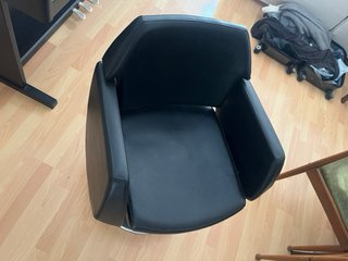 Silla vintage Negra y Plateada