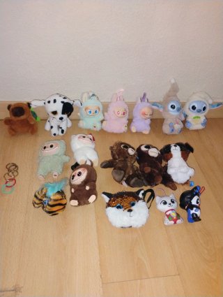 Lote de peluches variados