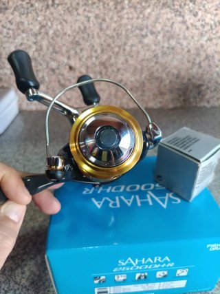 Carrete pesca Shimano Sahara 2500DH-R +bobina