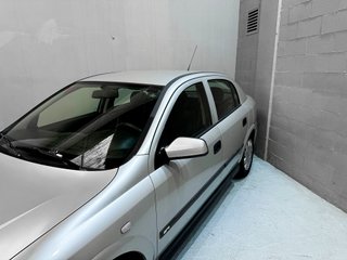 OPEL ASTRA 2.0 DTI de 100CV del 2000