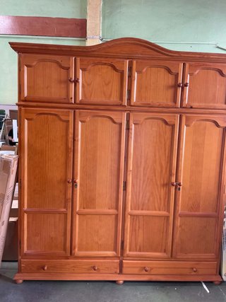 Armario clásico de madera 4 puertas