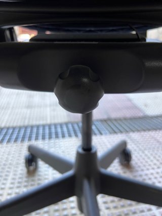 Silla ergonómica Herman Miller Celle negra