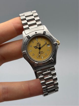 TAG Heuer Professional 2000 Quartz Vintage