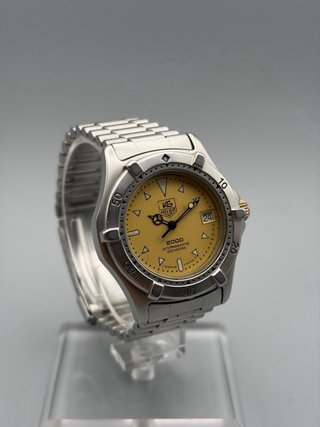 TAG Heuer Professional 2000 Quartz Vintage