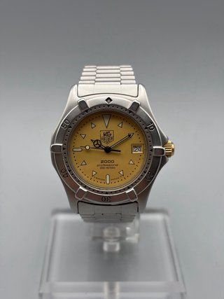 TAG Heuer Professional 2000 Quartz Vintage