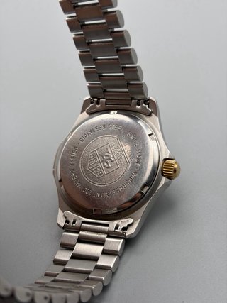 TAG Heuer Professional 2000 Quartz Vintage