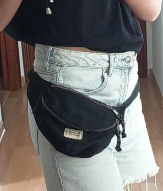 Riñonera Negra Stradivarius