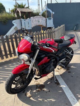 Triumph Street Triple 660 S (A2)
