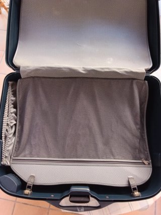 Maleta Samsonite Negra Rígida