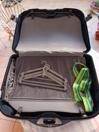 Maleta Samsonite Negra Rígida