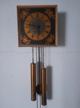 Reloj de pared antiguo.