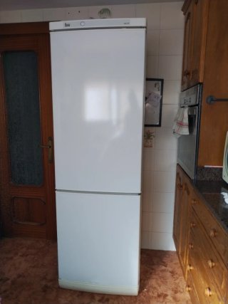 Nevera Combi Teka Blanca para recoger en domicilio