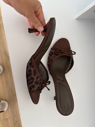 Sandalias de tacón Primark leopardo