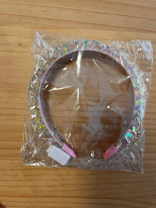 Capa y diadema luminosa de novia para barra libre