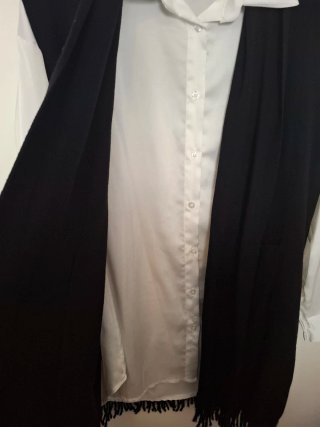 Conjunto Blusa Blanca y Chaleco Negro Talla Única