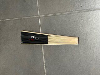 Abanico Black Works