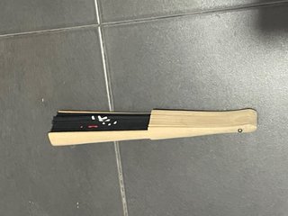 Abanico Black Works