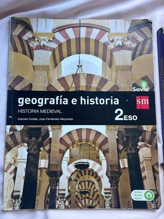 Libro geografía e historia segundo ESO
