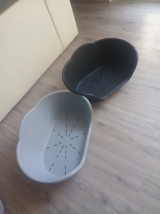 Cama para perro de plástico