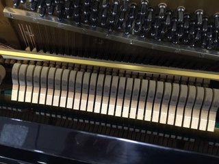 Piano Vertical Yamaha U1 Japón Garantía 15 años.