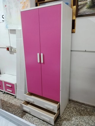 ARMARIO INFANTIL DE DOS PUERTAS