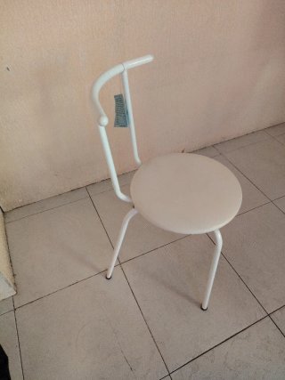 Silla de cocina metálica blanca