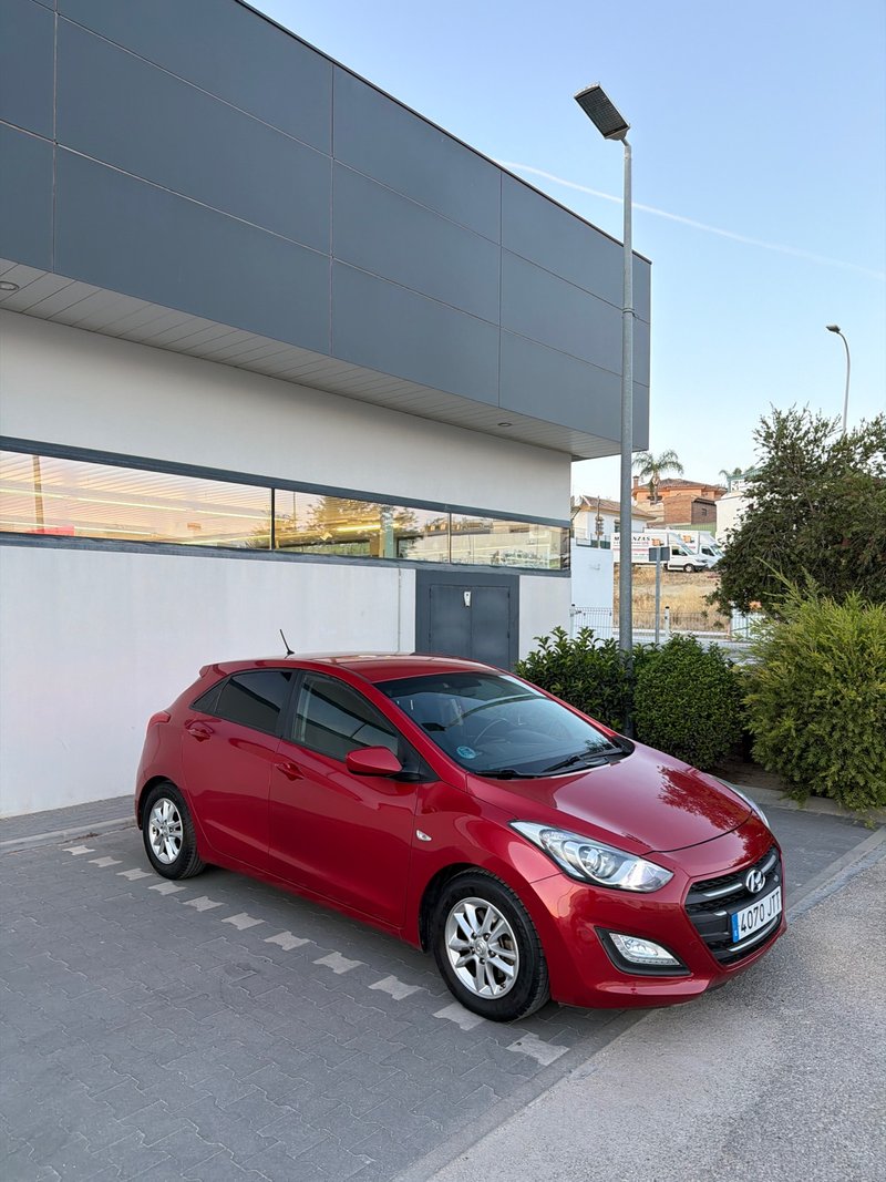 Hyundai i30 1.4 CRDi Tecno Sky Nav 2016