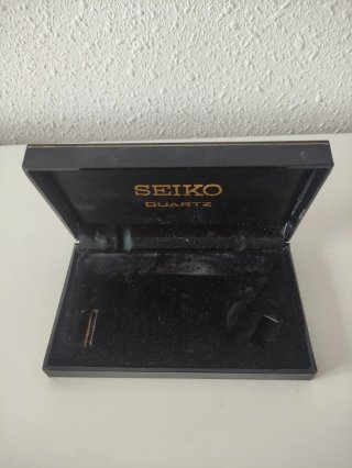 Reloj Seiko Quartz Años 80 Esfera Negra/Verde