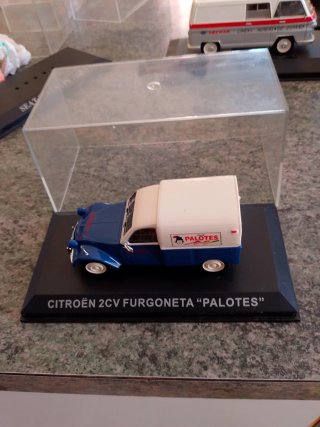 Citroën 2CV Furgoneta Palotes