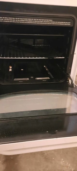 Cocina de gas butano 4 fuegos + horno BLUEsky