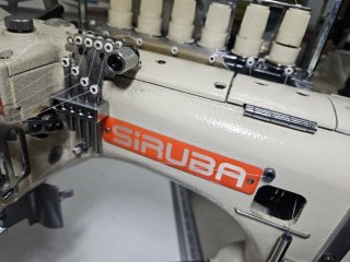 Máquina de coser Flatlock Siruba