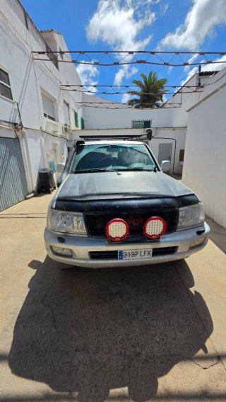 Toyota Land Cruiser 100 2005