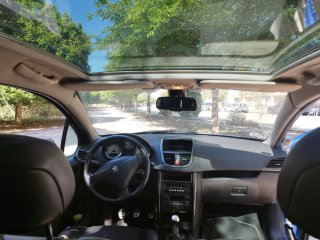Peugeot 207 2006