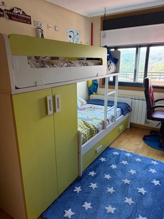 Cama tren de madera