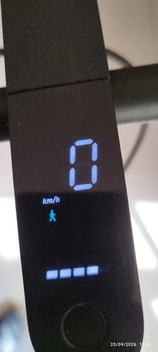 Patinete Eléctrico Xiaomi Pro 2 Mercedes PETRONAS