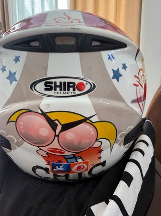 Casco Shiro niña