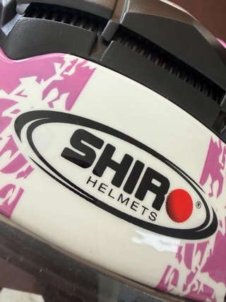 Casco Shiro niña